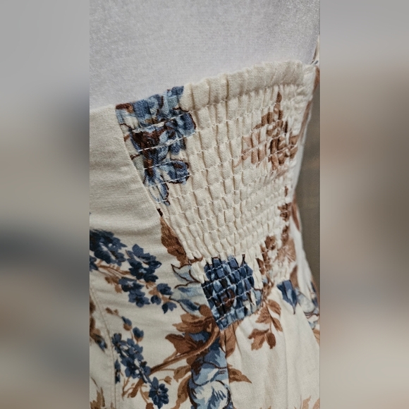 ABERCROMBIE & FITCH Strapless flared hem top in cream botanical print.XS NWT - Picture 12 of 13